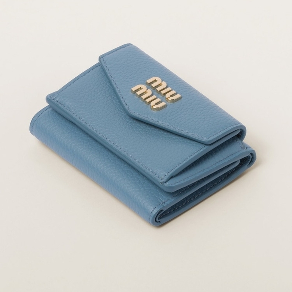 Miu Miu Vitello Dyno Leather Wallet Light Blue - image 4